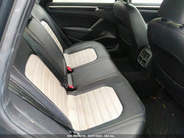2018 Volkswagen Passat, VIN: 1VWJM7A30JC028243