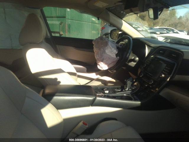 Nissan MAXIMA SL 2017 1N4AA6AP4HC431537 Image 5