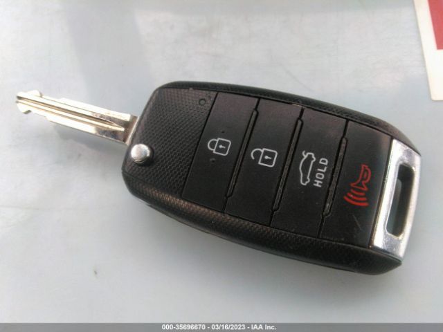 KNAFK4A67G5616416 KIA FORTE LX