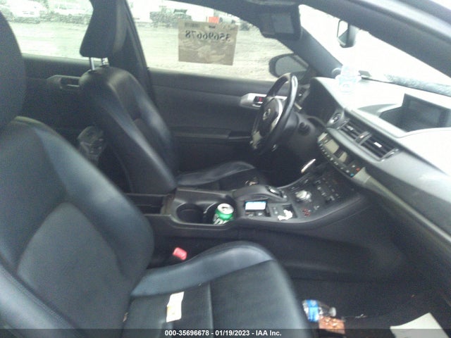JTHKD5BH0C2048053 Lexus CT 200H