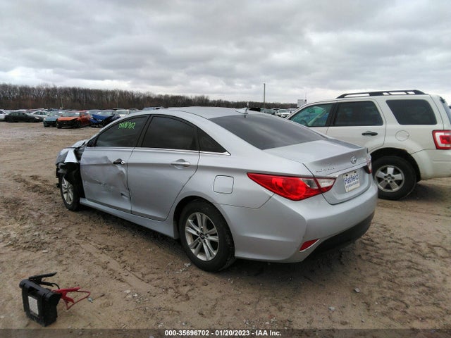 2014 HYUNDAI SONATA GLS VIN: 5NPEB4AC1EH888235