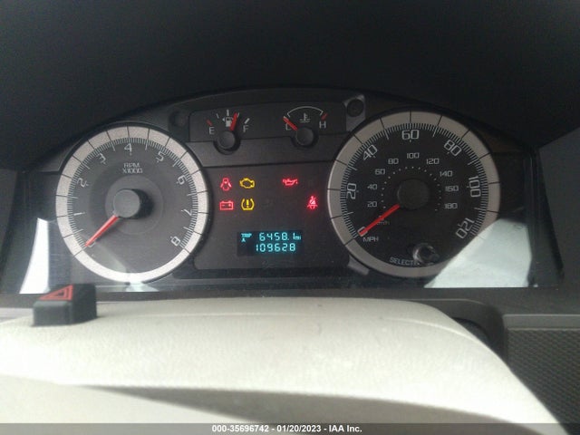 2009 FORD ESCAPE XLS VIN: 1FMCU02729KC57301