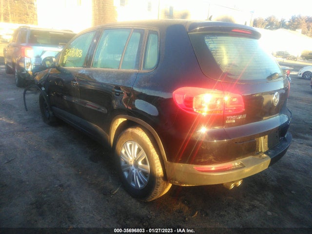 WVGAV7AX5JK004010 Volkswagen TIGUAN LIMITED