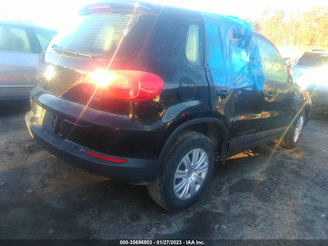 WVGAV7AX5JK004010 Volkswagen TIGUAN LIMITED