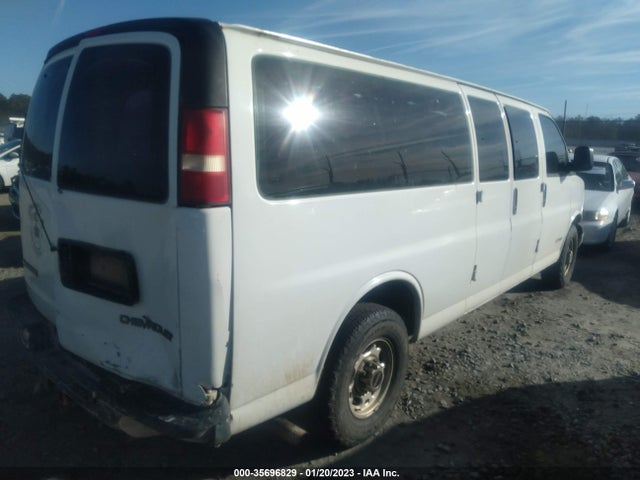 2003 CHEVROLET EXPRESS PASSENGER VIN: 1GAHG39U831147504