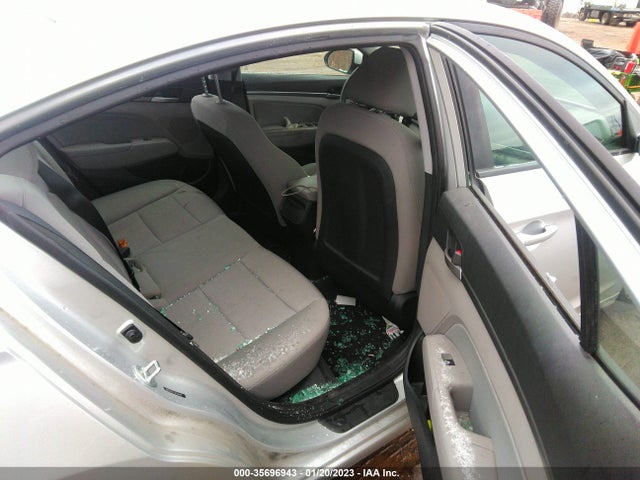 2018 HYUNDAI ELANTRA SEL VIN: 5NPD84LF7JH226431