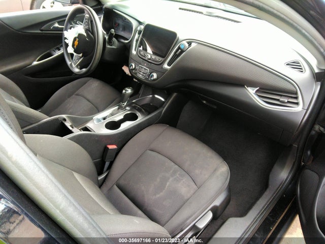2019 Chevrolet Malibu, VIN: 1G1ZD5ST4KF106749