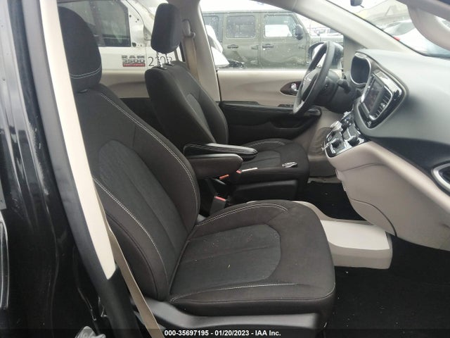 2022 Chrysler Voyager, VIN: 2C4RC1CG6NR102803