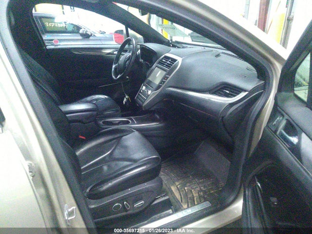 2015 Lincoln MKC, VIN: 5LMTJ2AH8FUJ27700