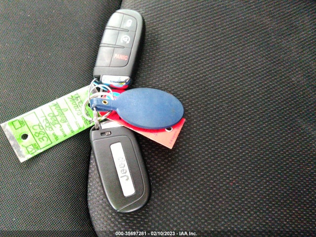2021 Jeep Renegade, VIN: ZACNJDBB0MPM55341