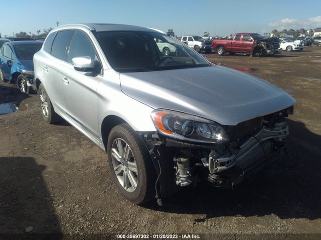 2017 Volvo XC60, VIN: YV440MDU1H2176414