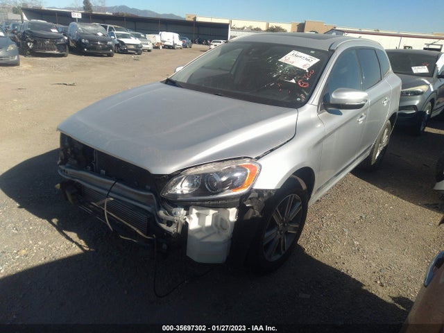 2017 Volvo XC60, VIN: YV440MDU1H2176414