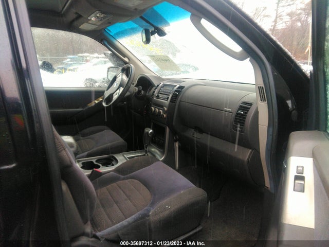 2005 NISSAN PATHFINDER SE VIN: 5N1AR18W95C775097