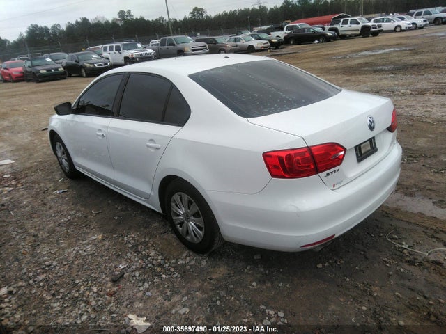 3VW2K7AJ8EM302978 Volkswagen Jetta Sedan S