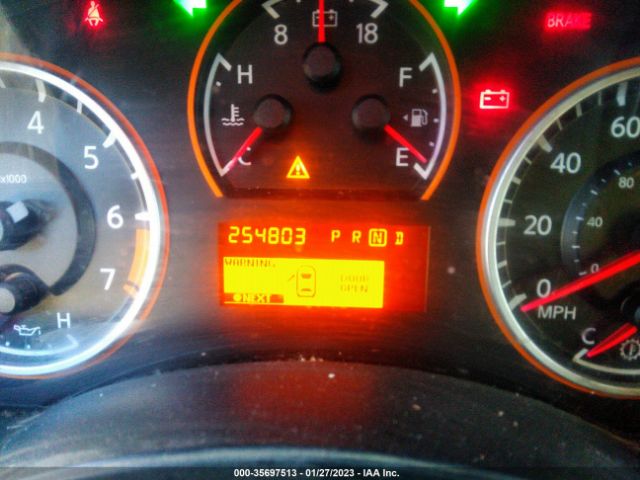 5N1BA0ND8EN613099 Nissan ARMADA SV