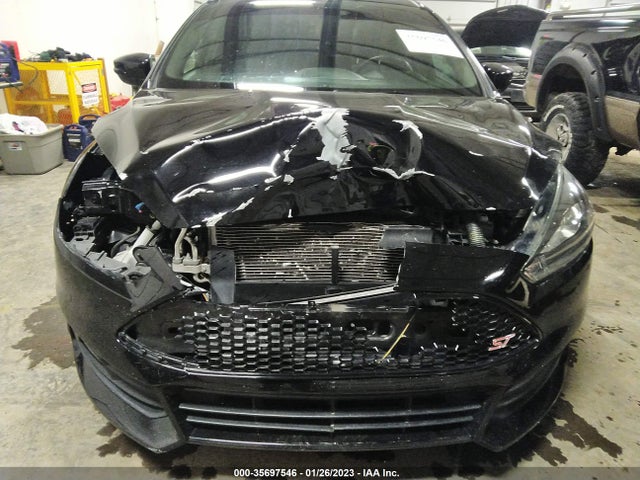 2017 Ford Focus, VIN: 1FADP3L94HL245022