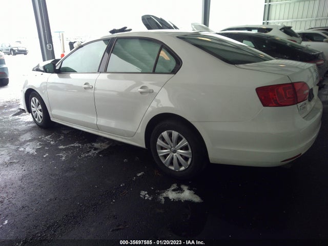 3VW2K7AJ5EM225132 Volkswagen Jetta Sedan S