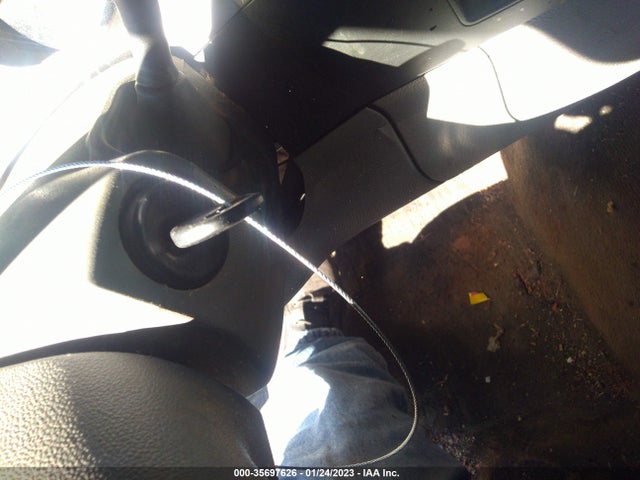 GMC SIERRA 1500 2011 1GTR1VE05BZ103990 Image 3