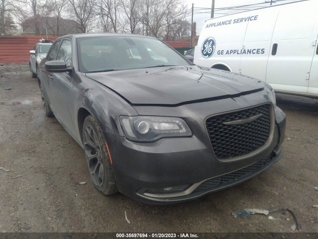 2016 Chrysler 300, VIN: 2C3CCABG5GH295028