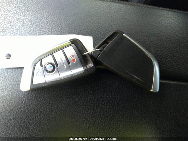 BMW 5 Series 540i 2018 WBAJE5C5XJG918421 Image 11