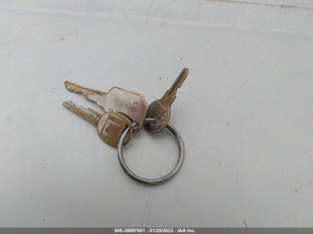 1987 CHEVROLET R10 VIN: 1GCER14K3HJ130132