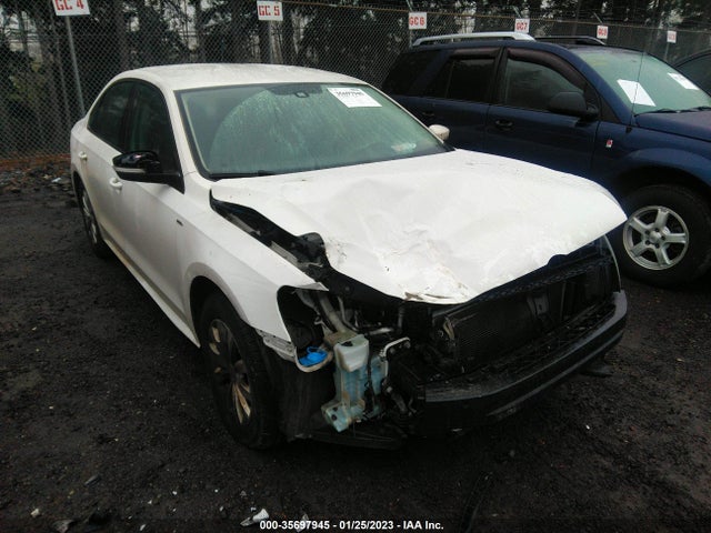 2014 1VWAT7A34EC081584 main image