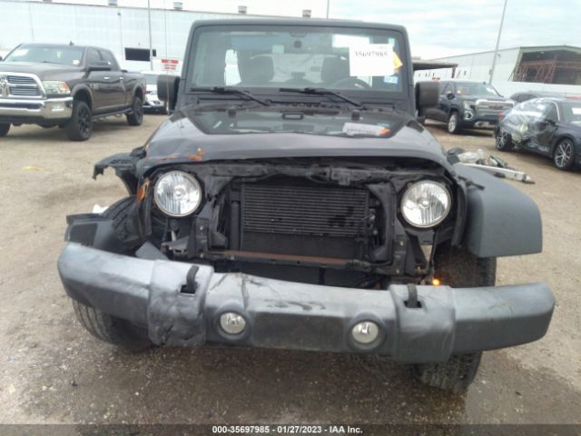 1C4BJWDG5HL503601 Jeep Wrangler Unlimited Sport