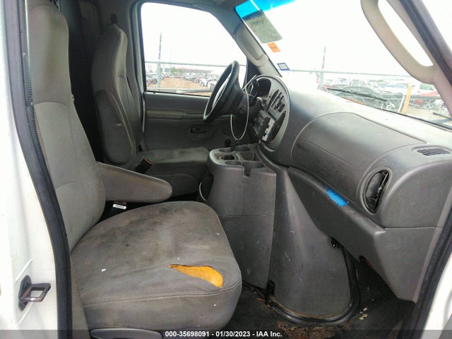 2005 FORD ECONOLINE CARGO VAN VIN: 1FTRE14W35HA96843