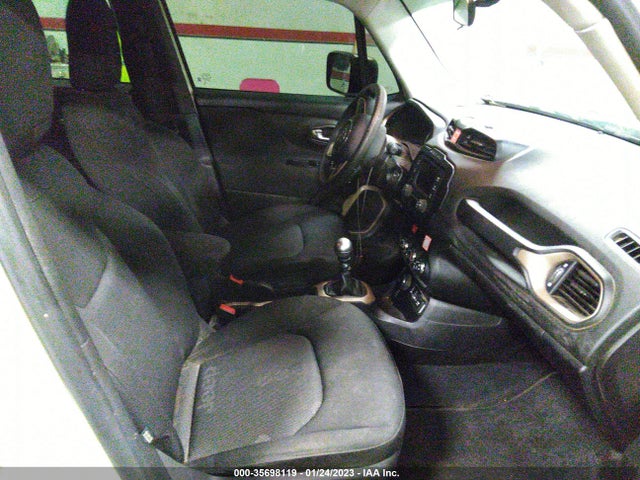 2016 Jeep Renegade, VIN: ZACCJBAW2GPC66911