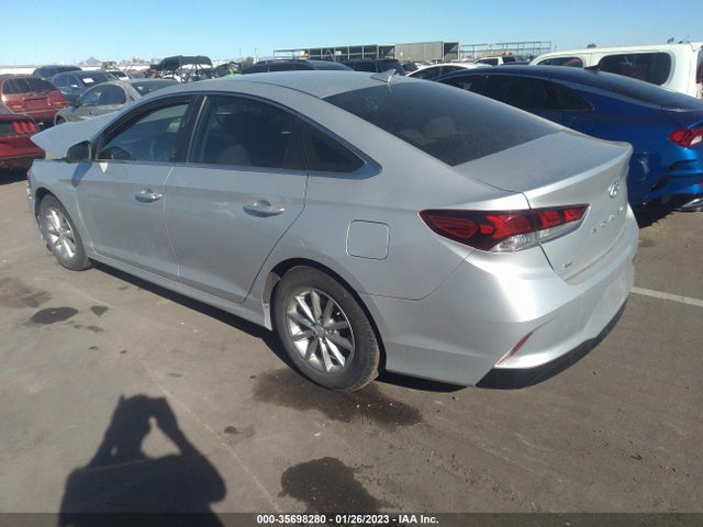 2018 Hyundai Sonata, VIN: 5NPE24AF4JH623720