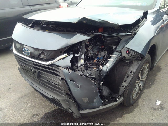 2022 Toyota Venza, VIN: JTEAAAAH2NJ111903