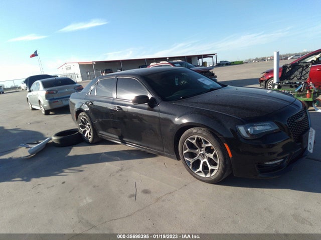 2018 Chrysler 300, VIN: 2C3CCABG6JH141127