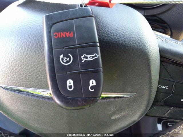 Chrysler 300 300s 2018 2C3CCABG6JH141127 Image 11