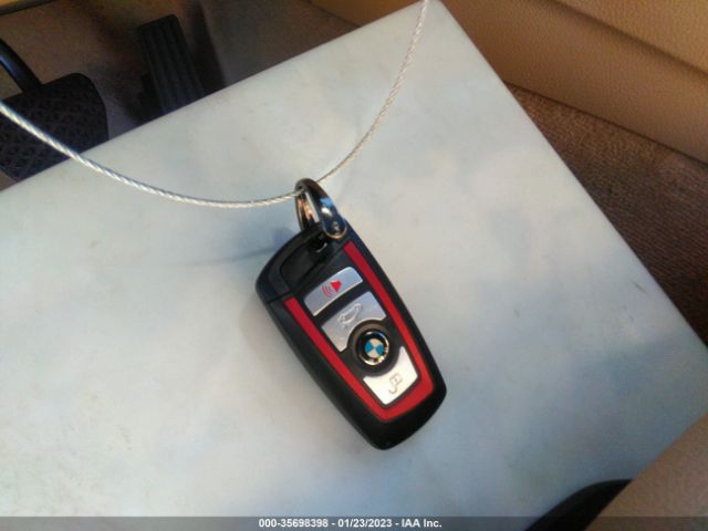WBA8E9G55GNT83809 BMW 3 Series 328i
