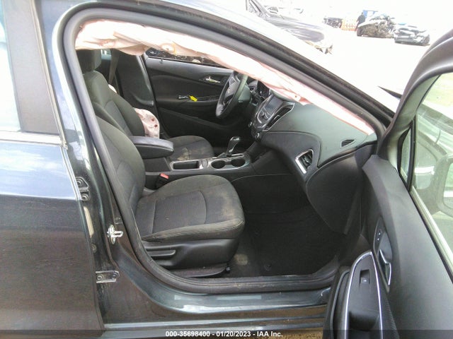 2017 Chevrolet Cruze, VIN: 3G1BE6SM8HS510719