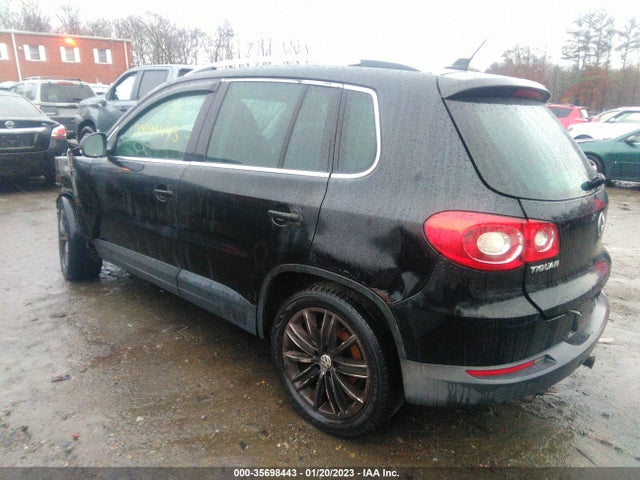 2010 VOLKSWAGEN TIGUAN SEL VIN: WVGBV7AX9AW528256