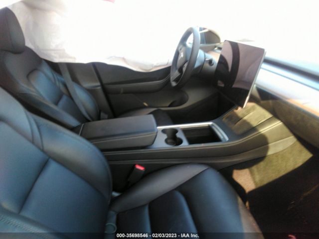 5YJYGDEE5MF193912 Tesla Model Y Long Range
