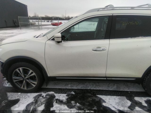 5N1AT2MV2JC822663 Nissan Rogue Sl