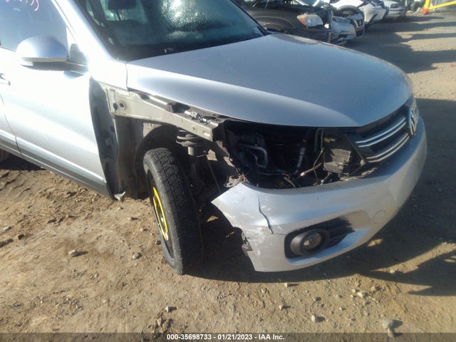 WVGAV3AX6EW585542 Volkswagen Tiguan Sel