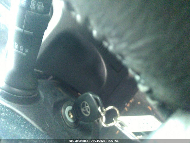 Toyota 4RUNNER SR5 2018 JTEBU5JR6J5533865 Image 3