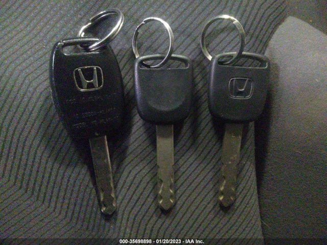 2009 HONDA FIT VIN: JHMGE87239S038585