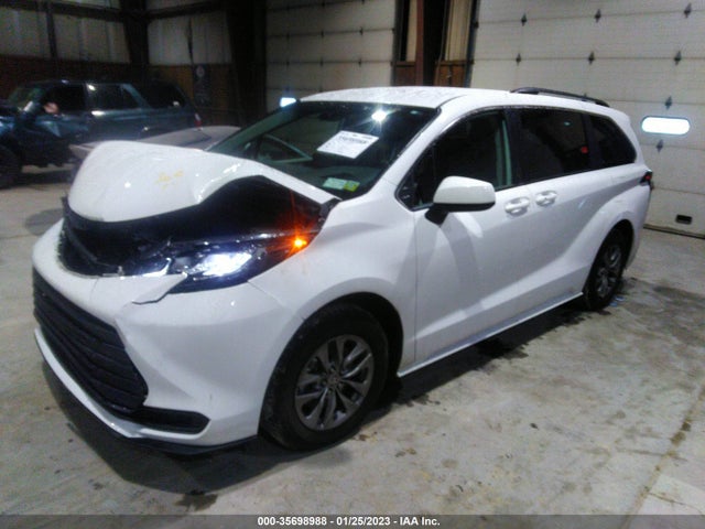 2022 Toyota Sienna, VIN: 5TDKSKFCXNS049436