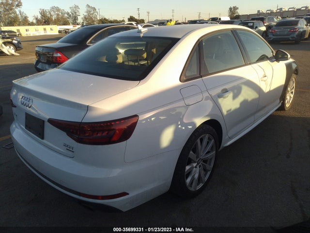 WAUKMAF43JA017493 Audi A4 Premium/tech Premium