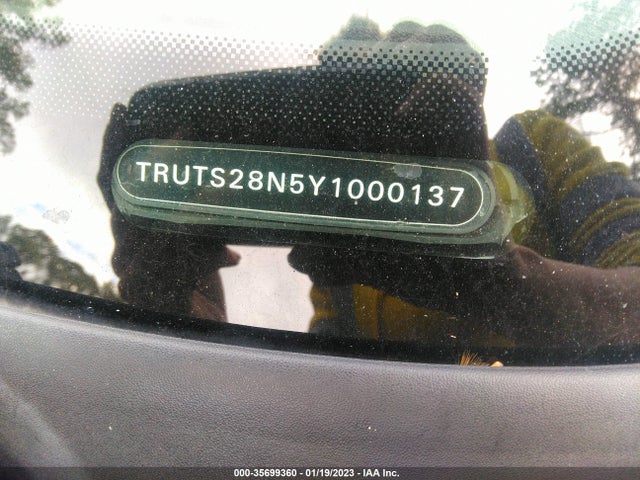 Audi TT 2000 TRUTS28N5Y1000137 Image 10