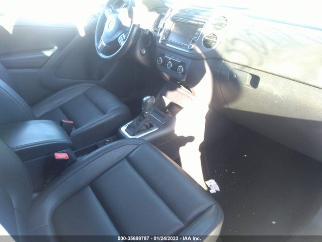 Volkswagen TIGUAN SE 2012 WVGBV7AX5CW543775 Image 6