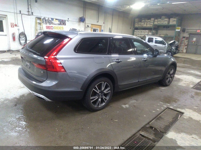 2017 Volvo V90, VIN: YV4A22NL8H1000490