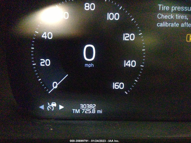 2017 Volvo V90, VIN: YV4A22NL8H1000490