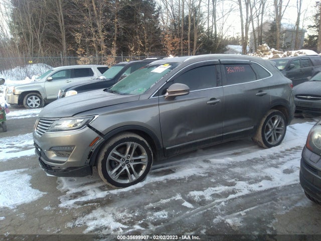 Lincoln MKC 2016 5LMTJ3DH7GUJ20725 Image 2
