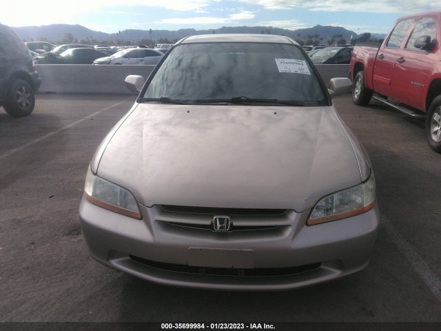 2000 HONDA ACCORD SDN LX VIN: 1HGCG1644YA025919