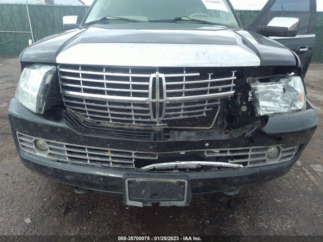 2014 Lincoln Navigator, VIN: 5LMJJ3J5XEEL05408